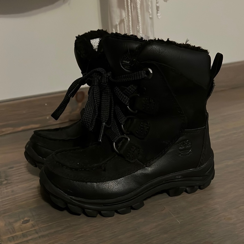 Toddle Timberland boots with size zipper